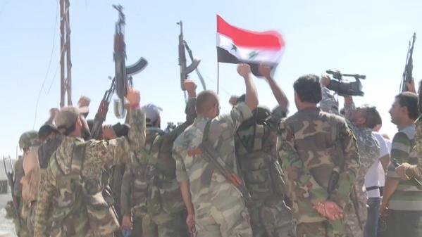 #Syrian more of govt troops celebrating capture of #Atchan