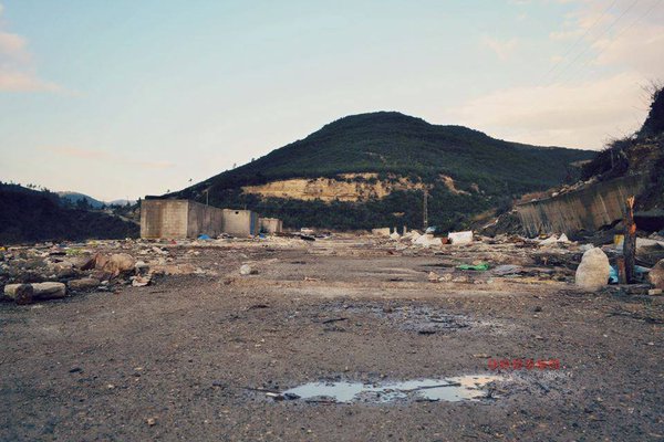 What’s left of the Zeitouneh IDP camp in Jabal Turkman, rural Latakia, Syria after Russia|n airstrikes