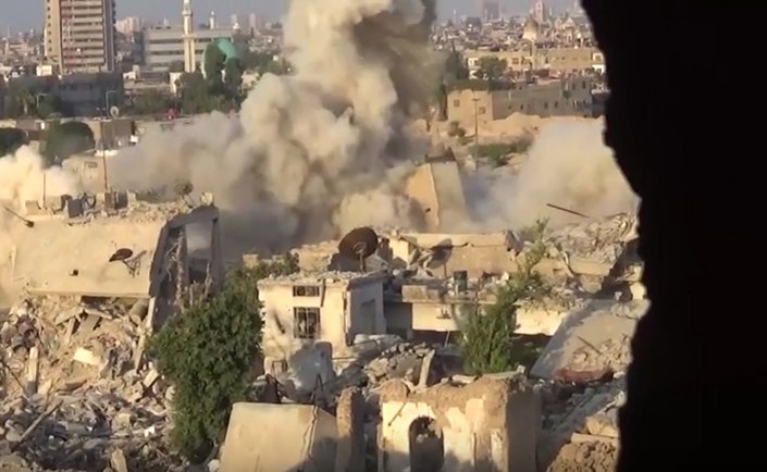 Faylaq Al-Rahman destroyed with its Omar cannon a Regime position in E. Damascus.  