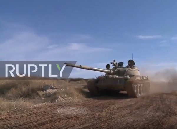 Pictures: SAA T-72AV and T-62 tanks in East Aleppo.  