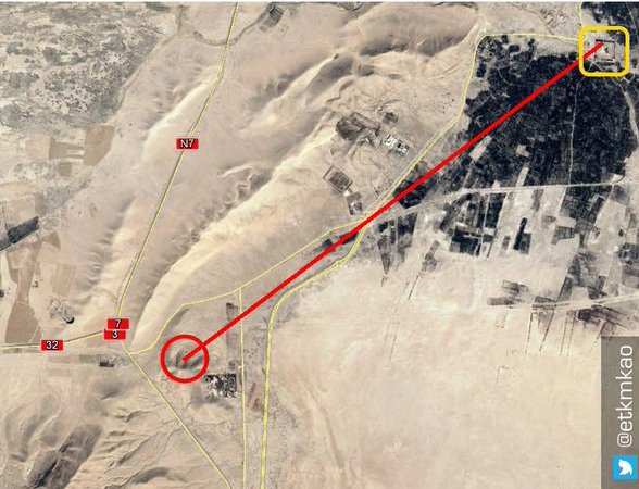 Pro-Government forces even left outskirts of Palmyra as shown by vid geolocated by @etkmkao 6km SW of city  