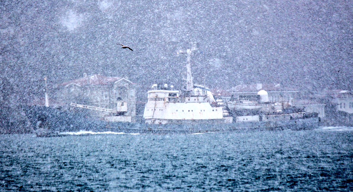 Russian Navy BSF Moma-class AGI intel ship Liman returns from 97days' Med deployment  and  transits Bosphorus towards BlackSea under heavy snow  