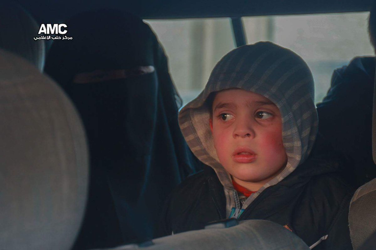 Extraction of 55 detainees of women and children in an exchange of prisoners between the SAA and the rebels this afternoon