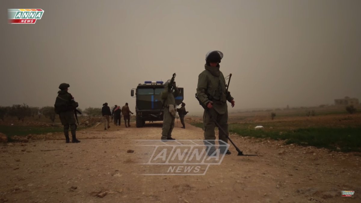 Russia MP and sapper units, Syrian Army and SDF MMC West of Manbij Syria  