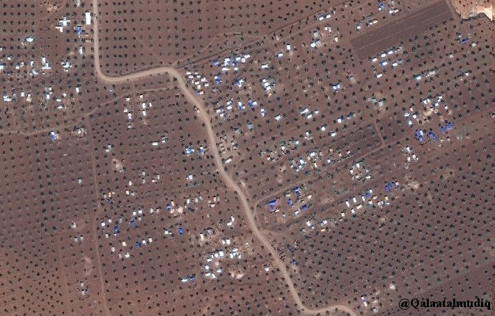 North Aleppo: countless internally displaced persons in North Azaz CS. Some living in organized camps, others in fields.  