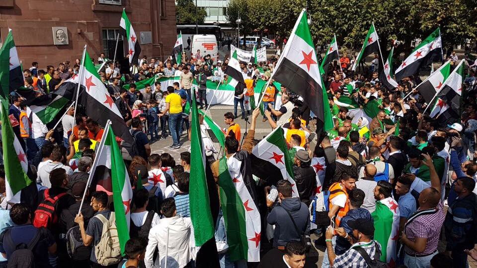 Syrians demonstrating in Frankfurt (Germany) demanding the Assad government to leave Syria and release detainees in the prisons   
