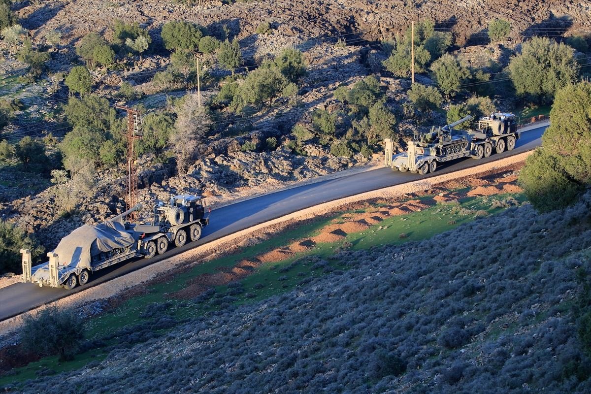 Turkey send M110 SPA 203mm Self-Propelled Artillery to northern Syria' s Afrin battle   