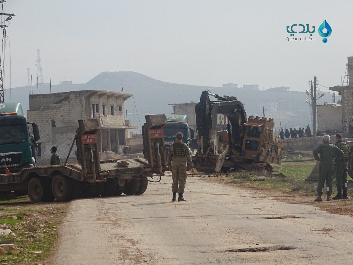 S. Aleppo: Turkish Army started works to set-up base in Al-Eis (hill visible in background). TSK brought there at least as many vehicles than a week ago.    