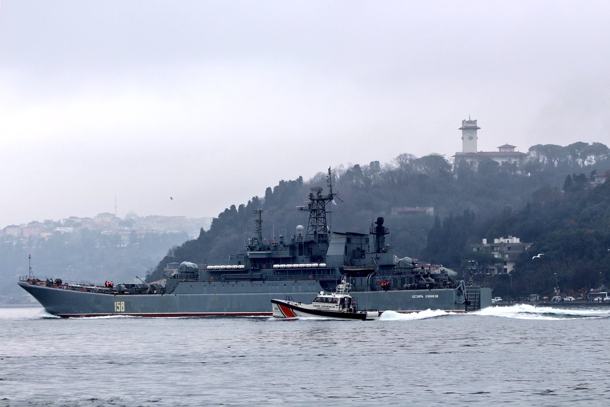 Turkish Coast Guard @Damen SAR1906 type vessel TCSG906 kept a close eye on Russian Navy Project 775II BSF Ropucha class LSTM Tsezar Kunikov during its BlackSea-bound Bosphorus transit   