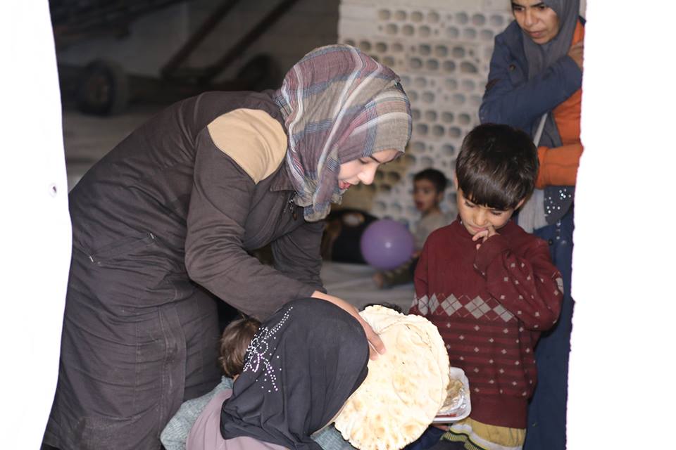 The @syriancivildefe teams continue their humanitarian duties in response to the forced displacement from Eastern Ghouta and are constructing temporary shelters, securing the basic needs such as food and drink, and transferring the sick and injured to field hospitals.