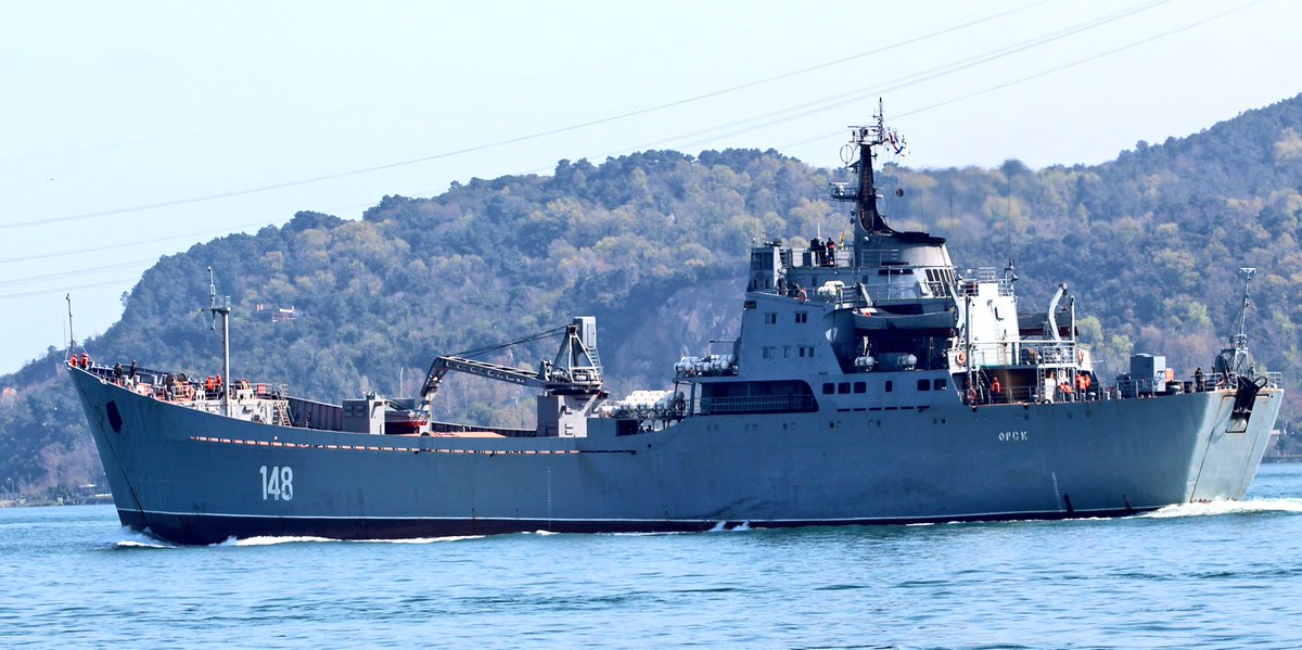 Project 1171 BSF Tapir/Alligator class LST Orsk 148 returned from its third deployment to Syria in 2018 after 14 days and transited Bosphorus towards Black Sea 08:30Z.   