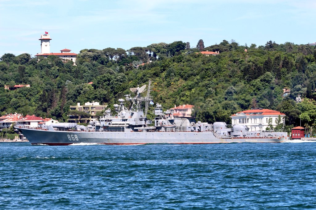 Back from Syria campaign: Russian Navy Project 1135M BSF Krivak II Class frigate Pytlivy 868 returns from 40days Mediterranean deployment and transits Bosphorus towards the Black Sea en route to Sevastopol.   