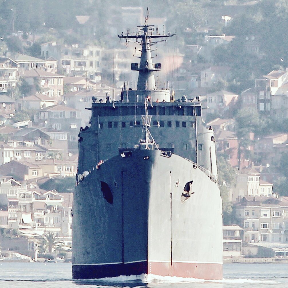 Russian Navy Project 1171 BSF Tapir (NATO:Alligator) class LST Nikolai Filchenkov 152 transits Mediterranean-bound Bosphorus en route to Tartus for its 4th Syria campaign. deployment in 2018   