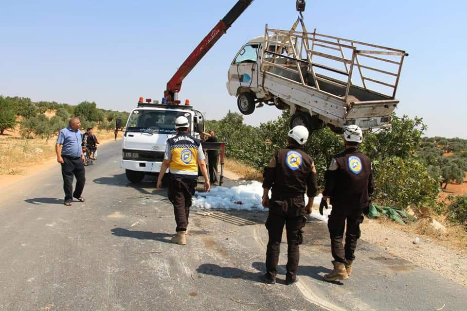 One civilian was killed Subhi Salloum by an unknown explosion in the road between Ariha and Mastomah in southern countryside of Idlib. WhiteHelmets teams rushed to the scene and worked to retrieve the victim, secured the area, and moveed the damaged vehicles to open the road.   