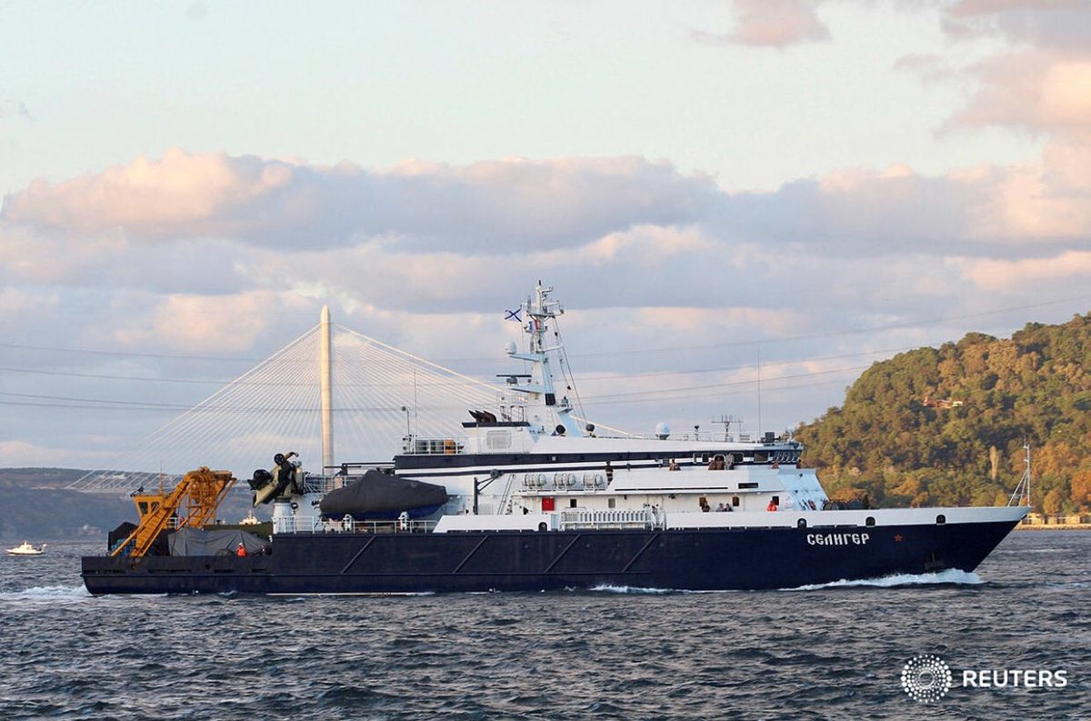 Russian Navy Project11982 assigned to BSF area, Deepwater Research Dep of @mod_russia research and rescue ship Seliger transited Bosphorus towards Mediterranean en route to Syria to join the mission to recover the remains of Il-20 off the coast of Latakia