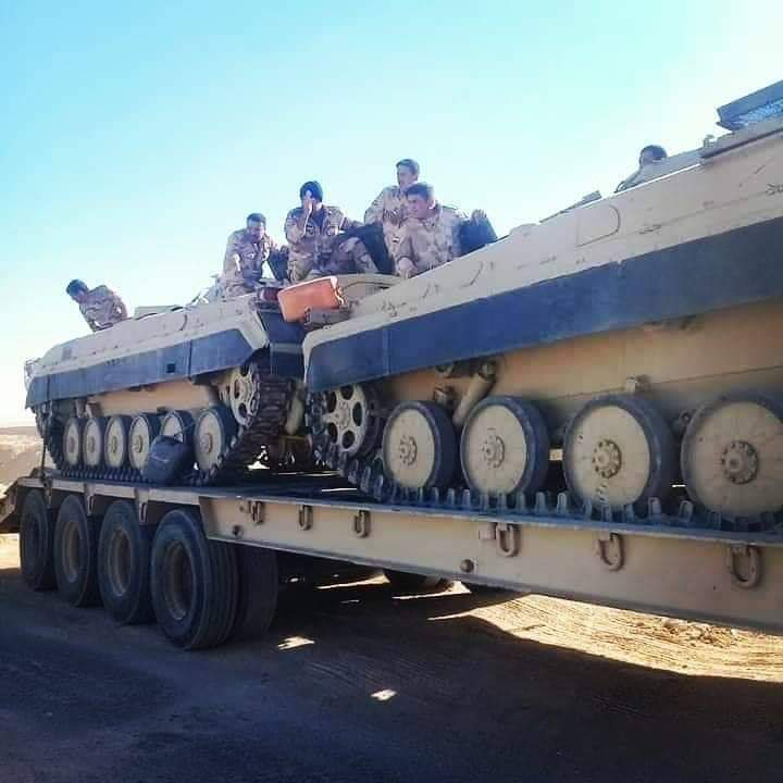 Units from 9th Armored Division arrive to the Syrian border.