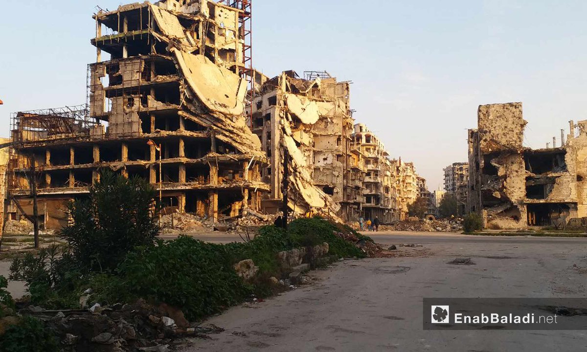 Syria: old Homs districts flattened by SAA and Hezbollah firepower before Russia n intervention. Among the devastated quarters, the Khalid Ibn Walid Mosque which was repaired by Kadyrov Foundation. Pics from 2019.    