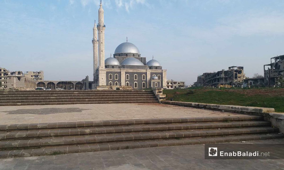 Syria: old Homs districts flattened by SAA and Hezbollah firepower before Russia n intervention. Among the devastated quarters, the Khalid Ibn Walid Mosque which was repaired by Kadyrov Foundation. Pics from 2019.    