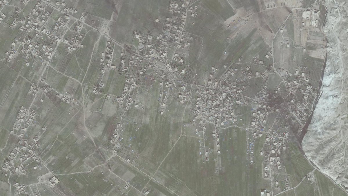 Extremely crowded Baghuz Fawqani on 26 Jan 2018