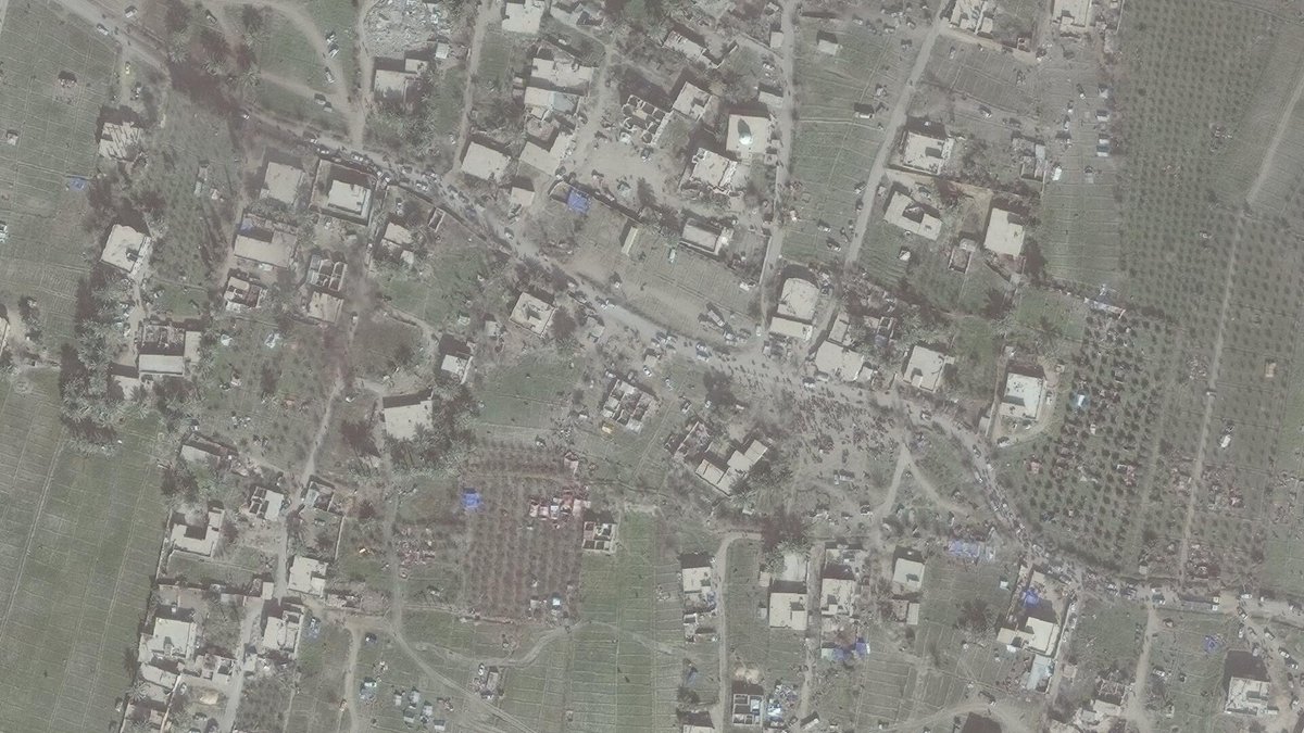 Extremely crowded Baghuz Fawqani on 26 Jan 2018