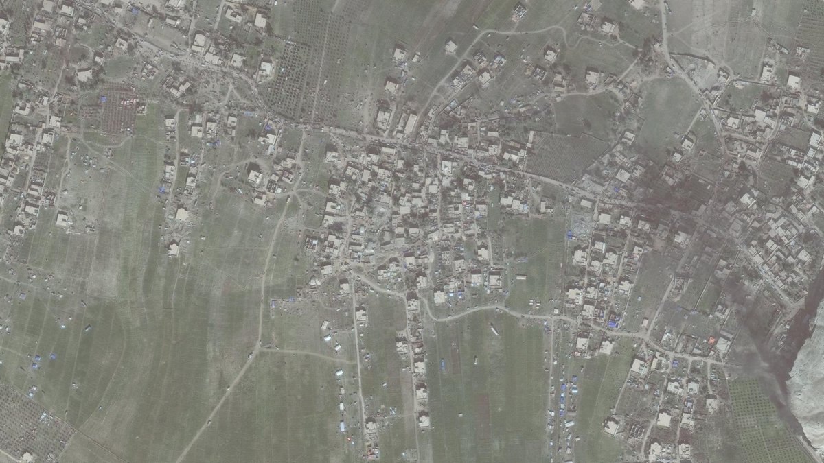 Extremely crowded Baghuz Fawqani on 26 Jan 2018