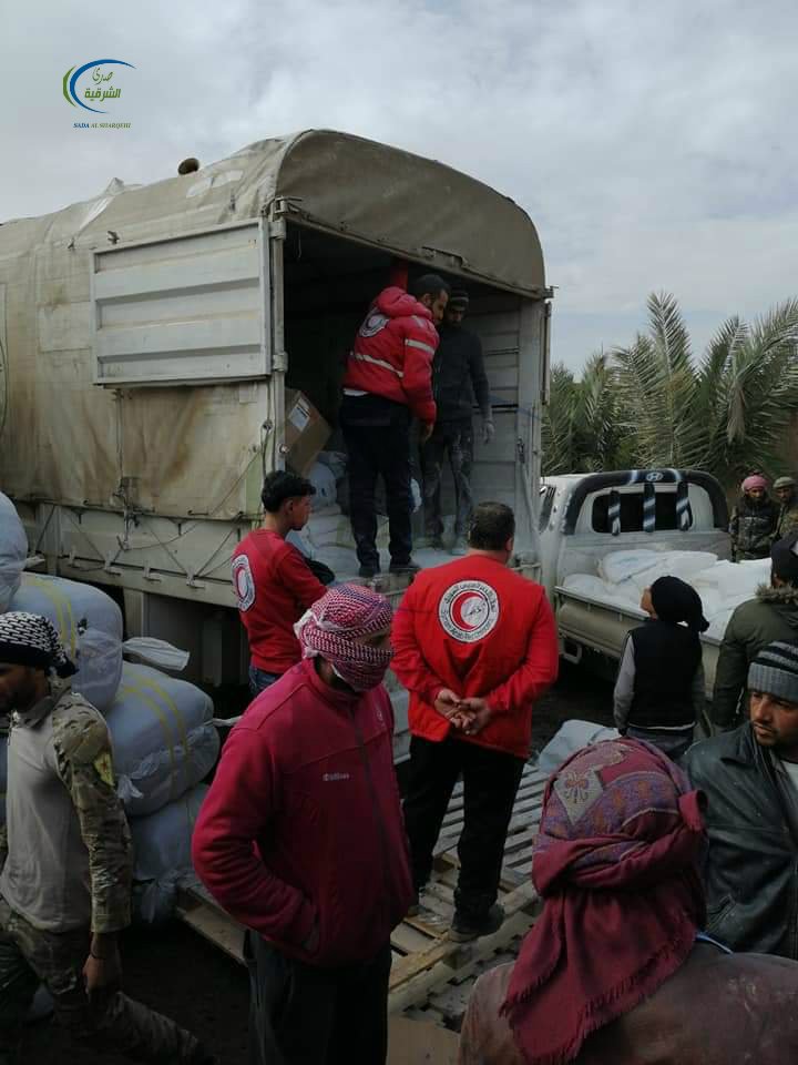Deir Ez-Zor: Syrian Red Crescent, SDF and the Deir Ez-Zor Civil Council  is distributing food aid to Hajin people. The Deir Ez-Zor Civil Council has distributed aid to Hajin people over the past week.