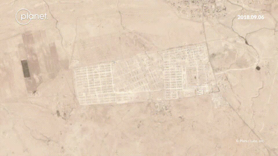 Al Hawl IDP camps in NE Syria is facing signficant pressure from influx of families coming out of IS controlled areas. This @planetlabs timelaps of satellite imagery shows the expansion of the camp over the last few months with 25.000 IDPs coming in    