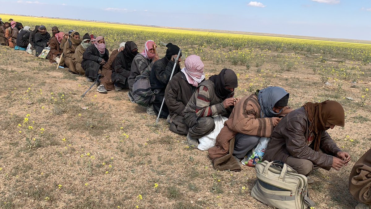 The surrender of ISIS gunmen in the Baguoz to Syrian democratic forces.