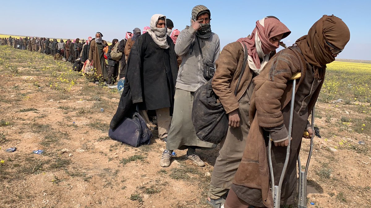 The surrender of ISIS gunmen in the Baguoz to Syrian democratic forces.