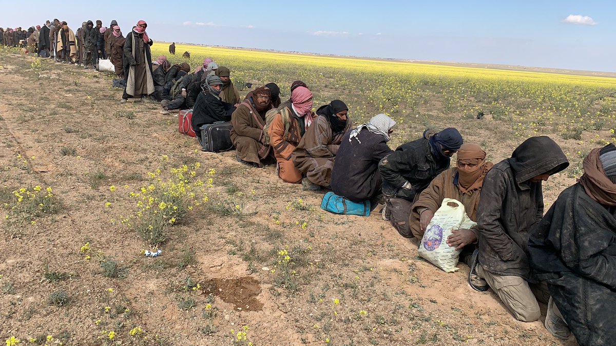 The surrender of ISIS gunmen in the Baguoz to Syrian democratic forces.