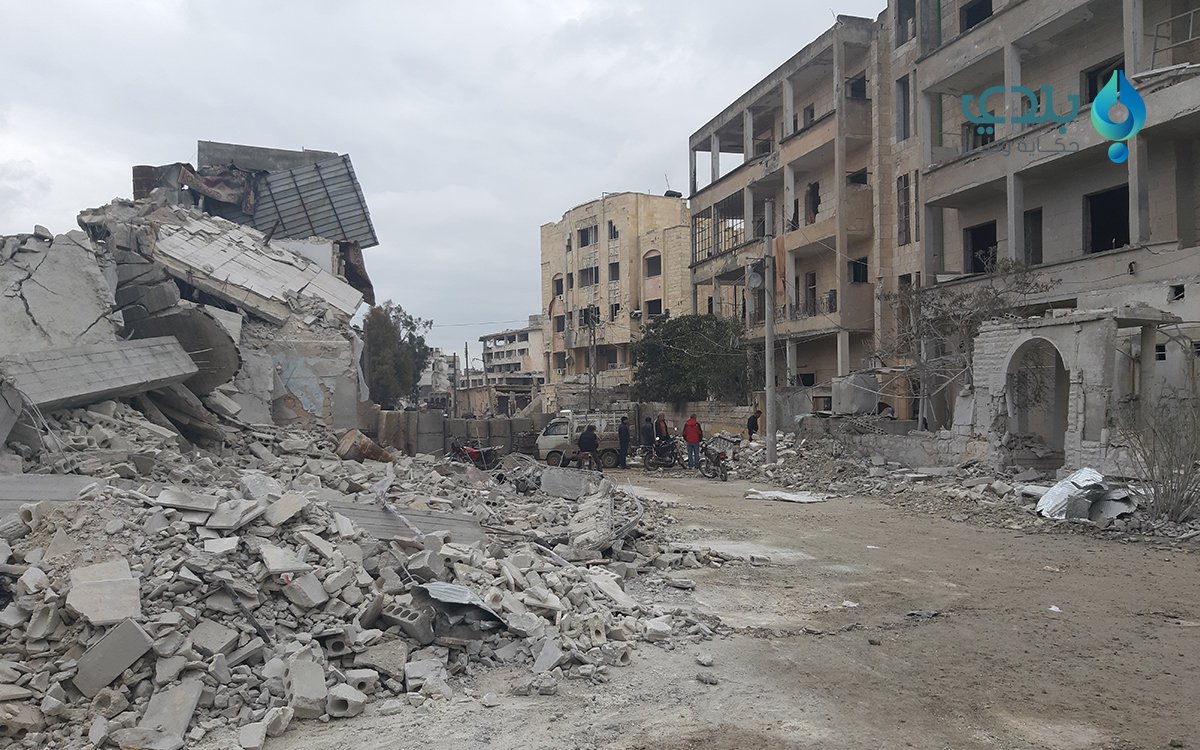 Syria: final death toll due to Russian airstrikes on 2 residential buildings in heart of Idlib-city climbed to 15, 8 of them children. Several people extracted alive, 50+ wounded.    