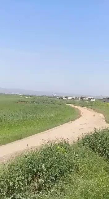 Continuing raids by Russian warplanes on the village of Tel-Hawash in the north-western Hama countryside.