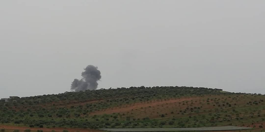 Russian warplanes targeting the town of Abdin rural Idlib South. 