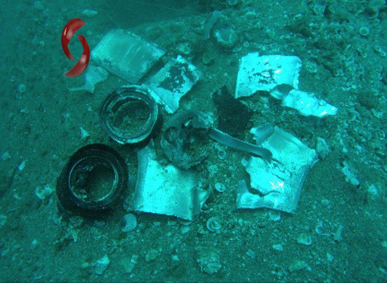 Syria: remains of minesexplosive devices used to sabotage the underwater oil pipeline (Tartus Coast) and heading to Banyas Refinery + aftermath.   
