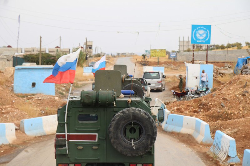 Russian Military police convoy on the way to Kobane