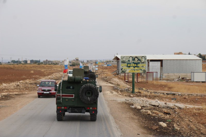 Russian Military police convoy on the way to Kobane