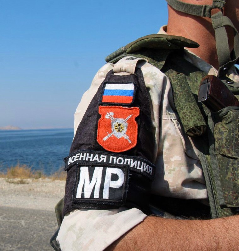 Russian Military police convoy on the way to Kobane