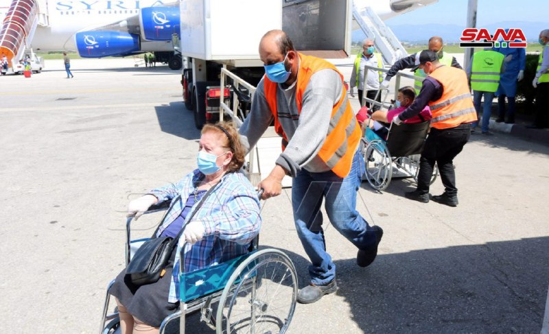 Syrian Airlines plane with 260 Syrian citizens have arrived from Sharjah, UAE to Latakia