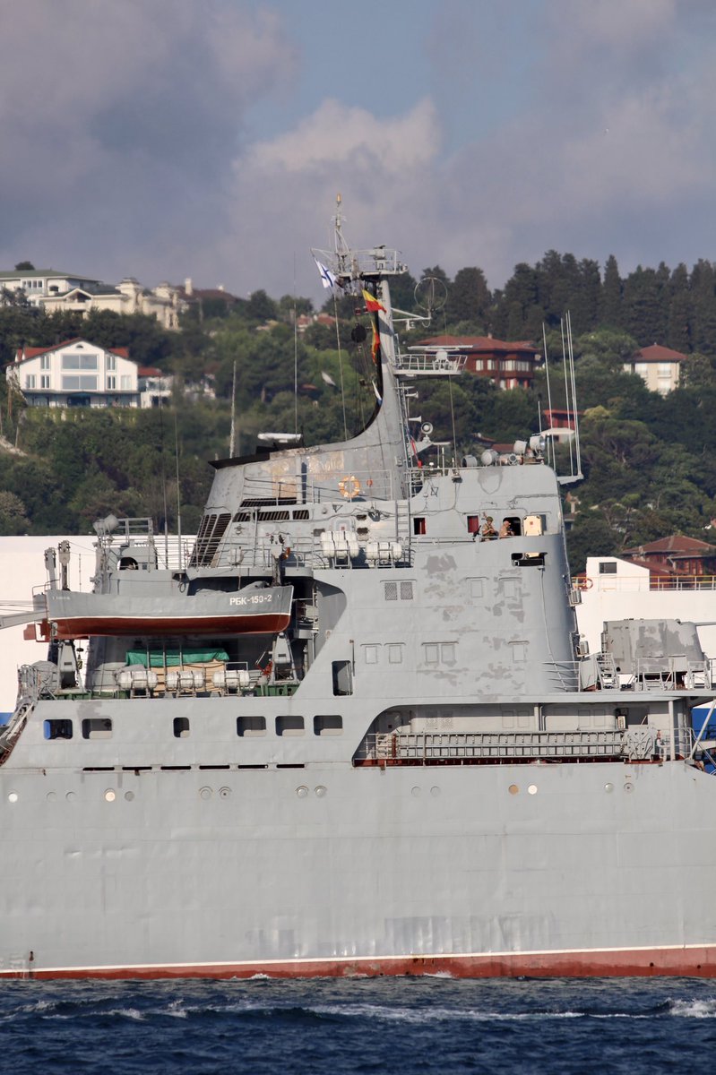 Russia's Syria campaign continues: Russian Navy Project 1171 Black Sea Fleet 197th Landing Ship Brigade Tapir (NATO:Alligator) class tank/APC carrying LST Saratov 150 transited Bosphorus towards Med en route to Russian naval base in Tartus (formerly 720th Logistics Support Point)