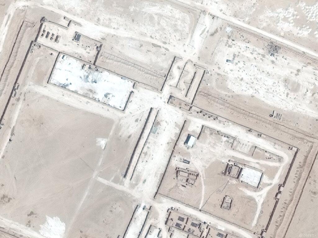 @obretix: Former Coalition military base at Tell Samean, north of Raqqa  turned into an IDP camp   (22 Aug 2020)