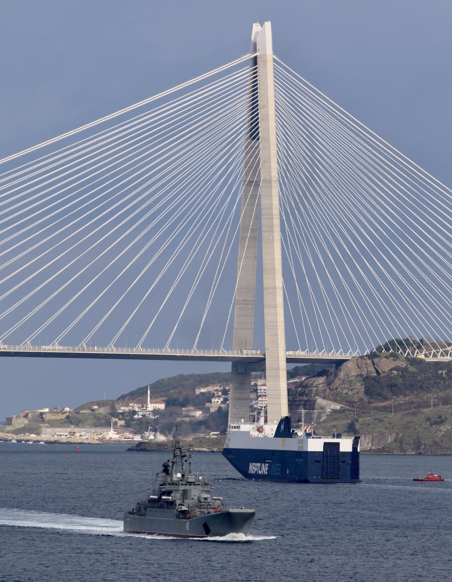 Russia's Syria campaign continues: Heavily laden Russian Navy Project 775 Black Sea Fleet 197th Landing Ship Brigade's Ropucha class LSTM (tank carrying landing ship) Novocherkassk 142 transits Bosphorus towards the Mediterranean en route to Tartus Syria