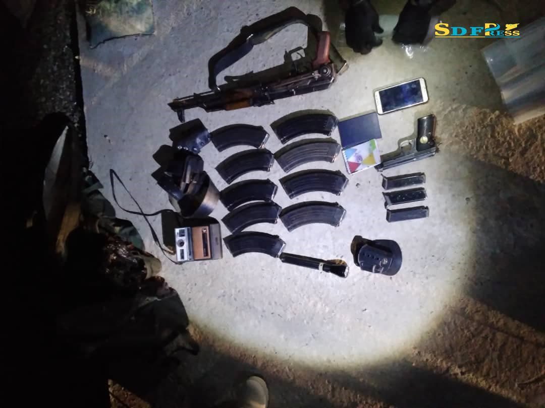A joint Coalition-SDF raid in Ghriba last night led to the arrest of seven men and the seizure of arms and equipment