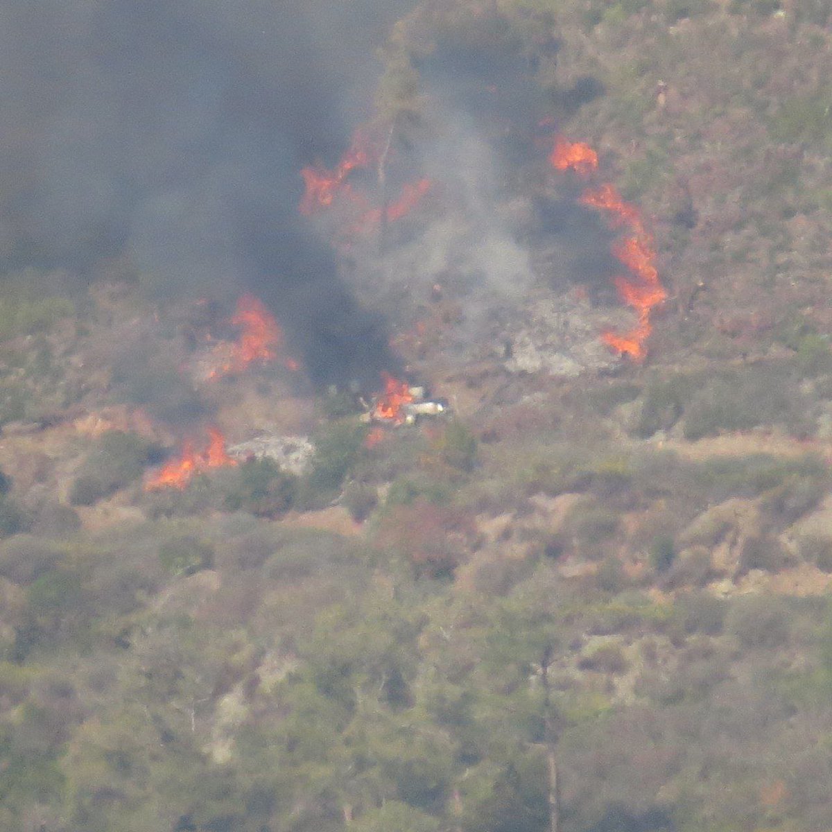 Clashes on Latakia hills between HTS and the Soldiers of God unit continue. 1 heavy machine gun (23mm or 14.5 mm) belonging to such small unit got destroyed and one of its members has been apparently captured