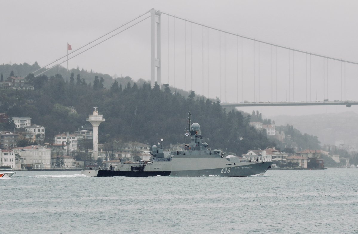 Small but powerful: Zelenodolsk AM Gorky built, Russian Navy Project 21631 Black Sea Fleet 41st Brigade of Missile Boats' Buyan M class corvette Orehovo-Zyevo 626 transited Bosphorus towards Mediterranean armed with Novator 3M-14T (NATO: SS-N-30) land attack (Kalibr-NK) missiles