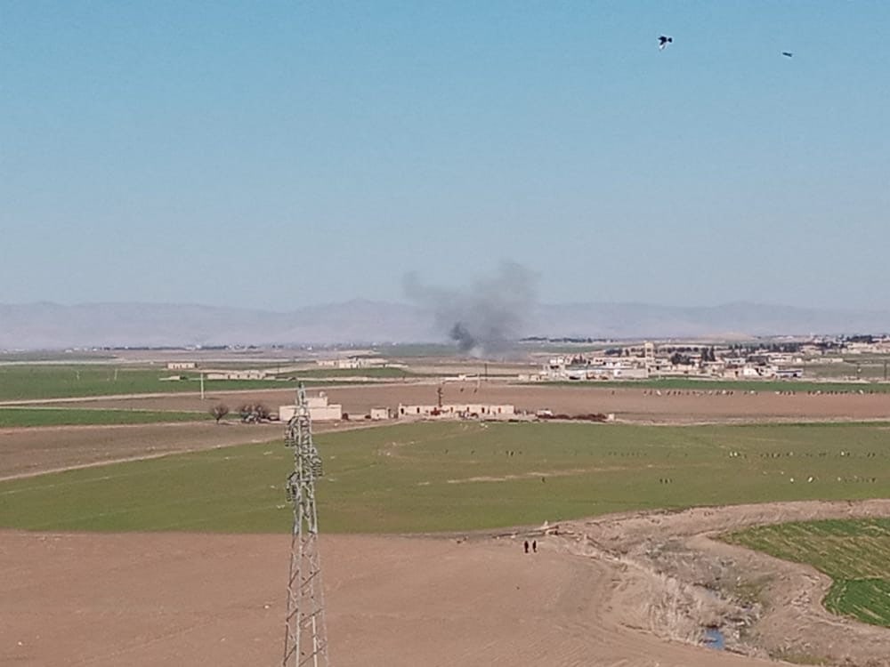 Turkish artillery units hit PKK positions in the Abu Rasin region east of Rasulayn