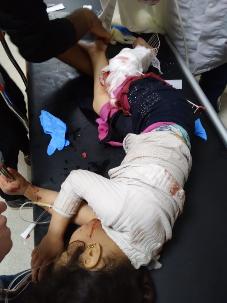 5 civilians were injured, including 4 from one family: a man, his wife, & two children, by a guided-missile attack, fired by Syrian Democratic forces on the bank of the Euphrates River near Jarablus city east of Aleppo.  One of the injured kids is in critical condition