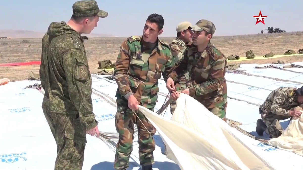 @obretix: Russian military instructors training SAA paratroopers south of Khanasir, with @UNHCRinSyria banners