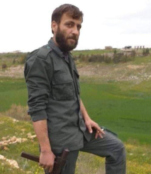 South Syria: Mohamed Salamah, one of the most wanted by government, was severely wounded today by an IED in Daraa, a rare sign Assad's Intelligence also use those bombs. Irreconcilied Rebel commander, he decided to leave the town mid-2021 following pro-Assad assault & went into hiding