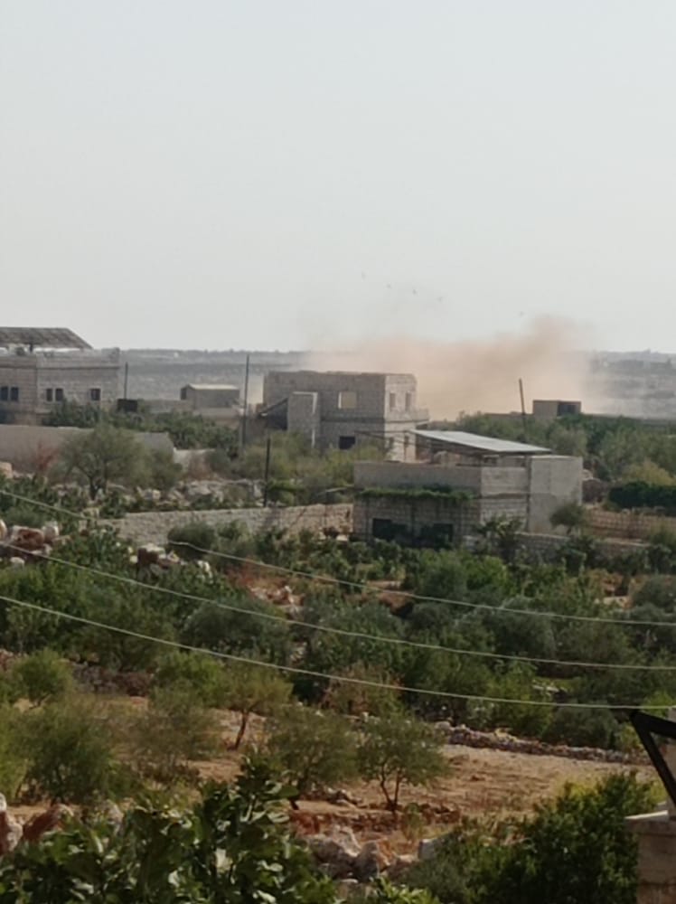 Artillery and missile shelling by the government forces on the town of Shanan, south of Idlib