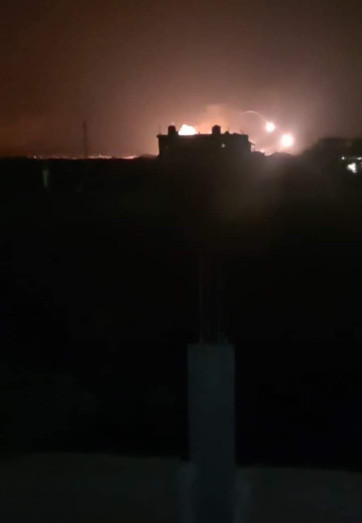 Israeli warplanes target Shayrat airport in Homs countryside and violent explosions occur in area